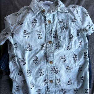 Mickey Mouse Print Button-Up Shirt